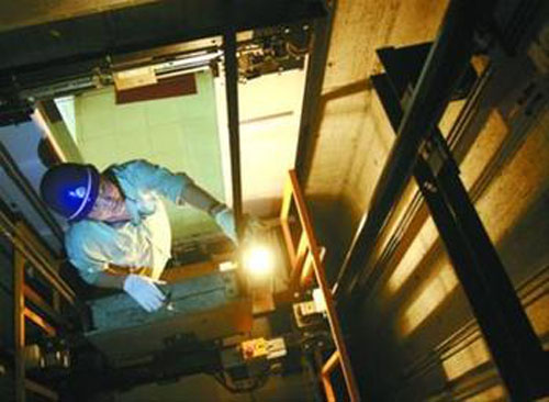 石家庄的电梯维保费用一般8层站和27层的每部